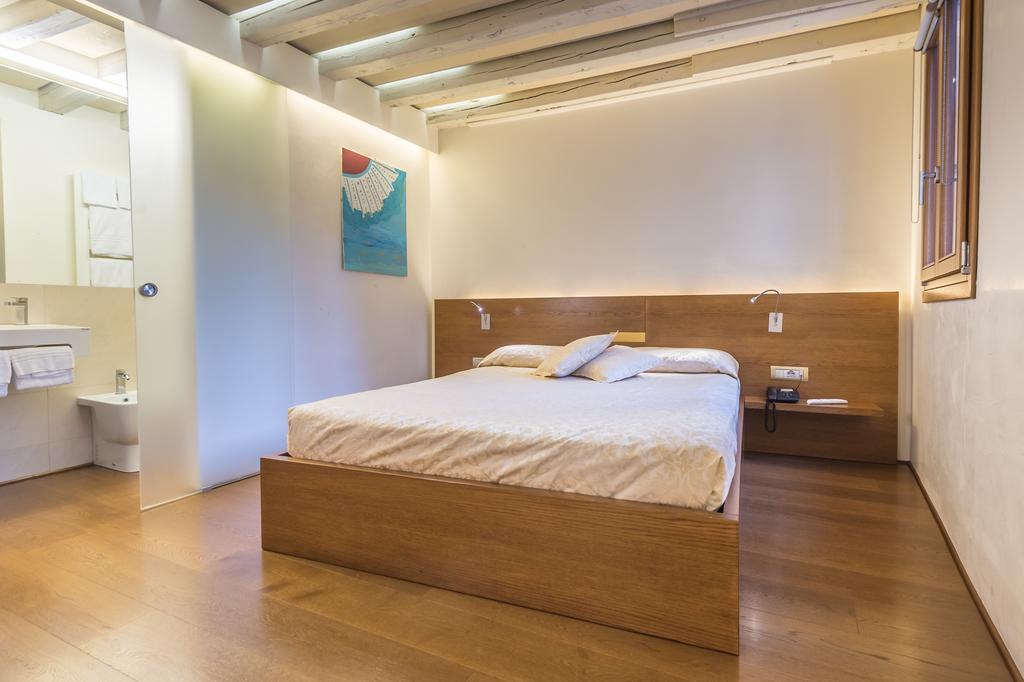 Apartments Moon Or Dama Venice Luaran gambar